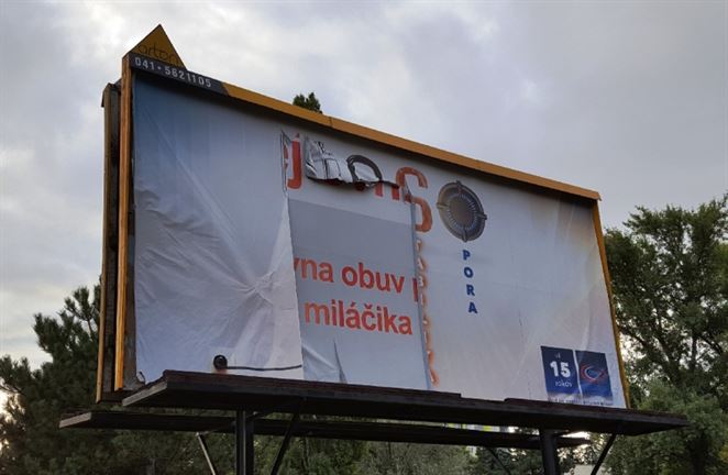 ÚRSO pri 15. výročí vzniku míňa tisíce eur na reklamu. Český ERÚ výročie neoslavuje
