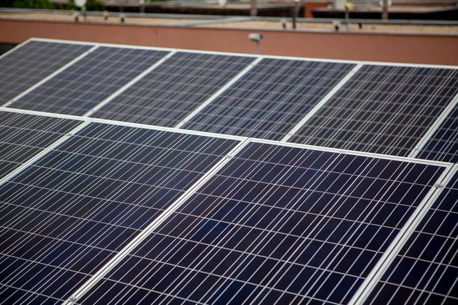 ČEZ inštaloval vlani 537 fotovoltických elektrární a 358 tepelných čerpadiel v domácnostiach