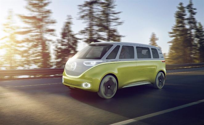 Volkswagen predstavil elektrickú verziu slávneho hippie mikrobusu