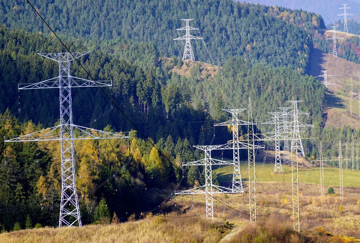 SEPS má podporné služby na 2. polrok 2026 od 20 firiem, ceny mierne stúpli (+zoznam)