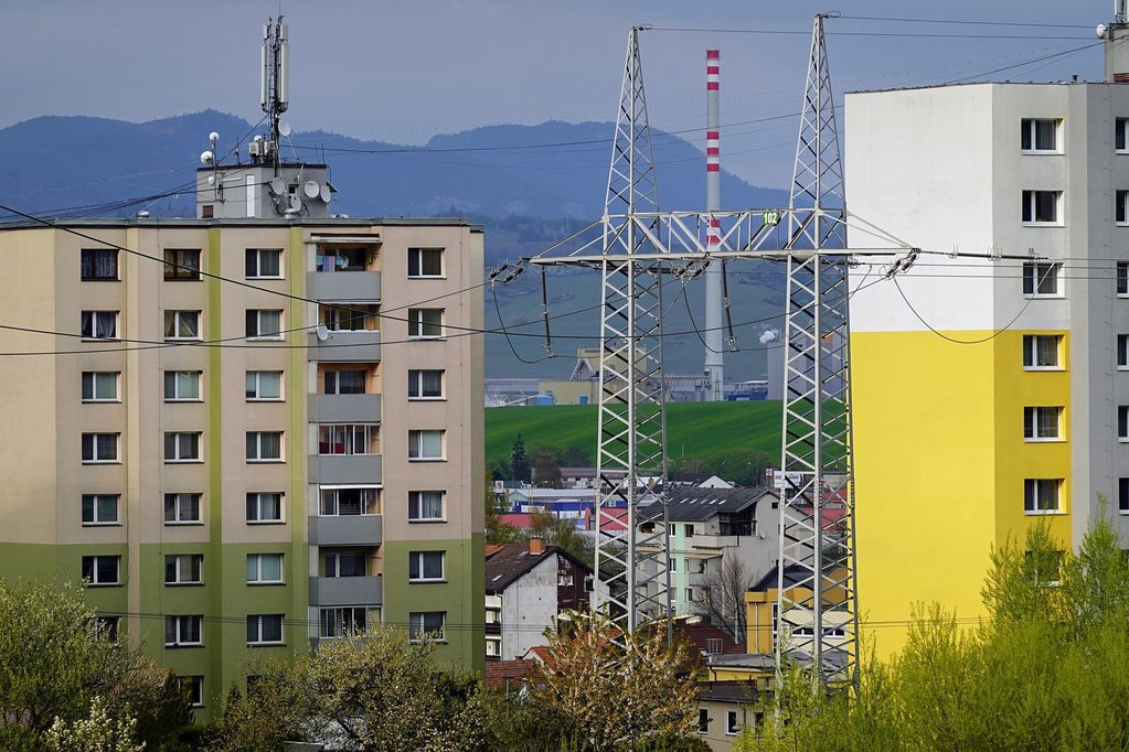 Elektrifikáciu nenaplánujú úradníci. Rozhodne o nej cena elektriny (KOMENTÁR)