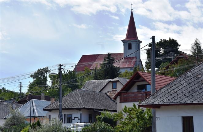Energetici opravili poruchové elektrické vedenie, postavili 38 nových stĺpov