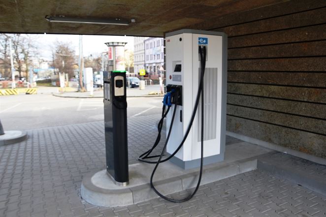 MH SR spúšťa ďalšie kolo dotácií na nabíjačky pre elektromobily 