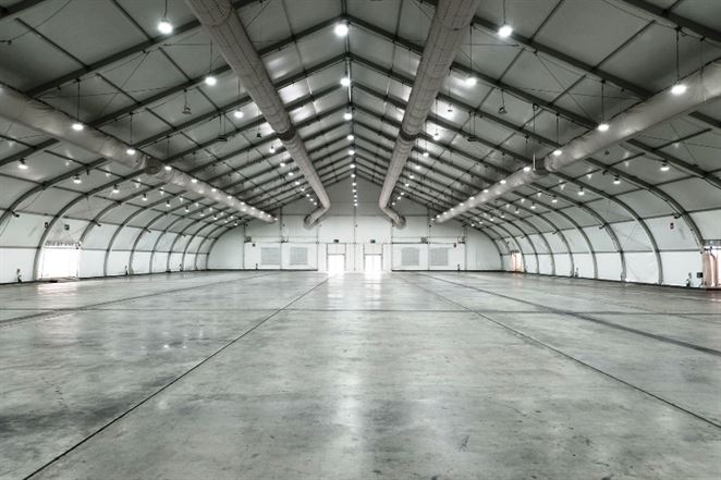 Centrálna či decentralizovaná ventilácia? Poradíme, ako výhodne ventilovať veľké priestory 