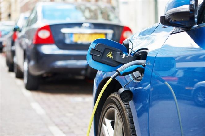 Elektromobily sa do roku 2040 vôbec nepresadia, tvrdí štúdia združenia OPEC