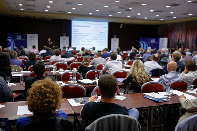 Seminár o využívaní obnoviteľných zdrojov energie pri nízkouhlíkových riešeniach