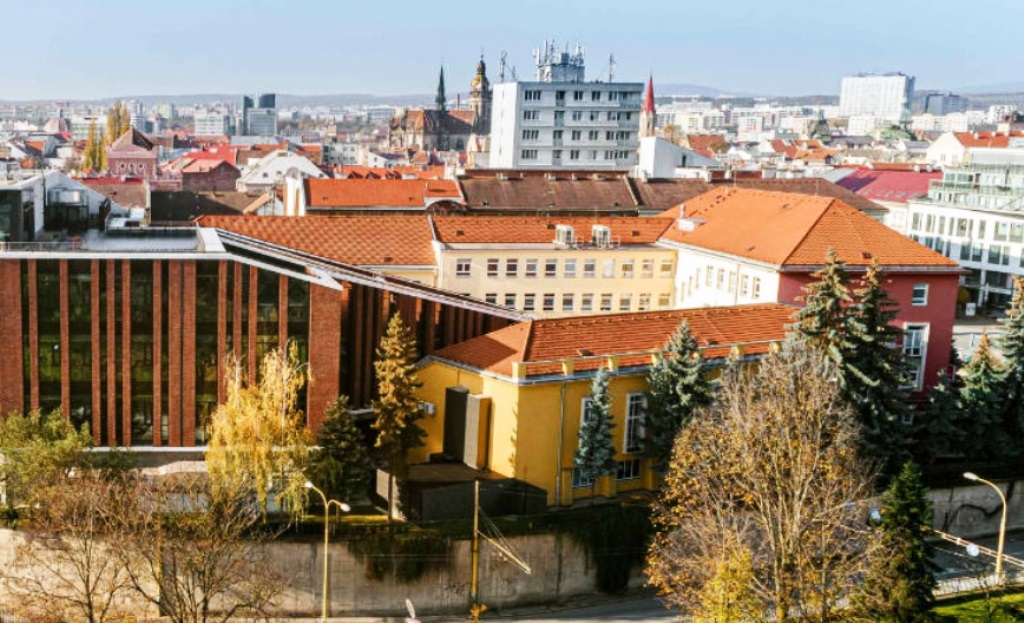 ZSE bude akcionárom VSE. E.ON konsoliduje svoje činnosti na Slovensku