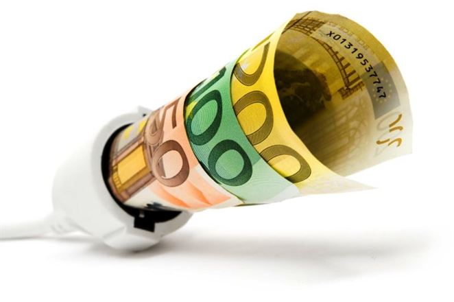 Elektrina, plyn aj teplo v roku 2020 zdražejú, ÚRSO ukázal, koľko si v priemere priplatíme za energie