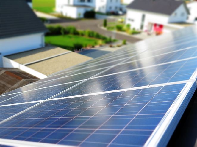 Kvapalné palivo dokáže uchovať solárnu energiu až na 18 rokov