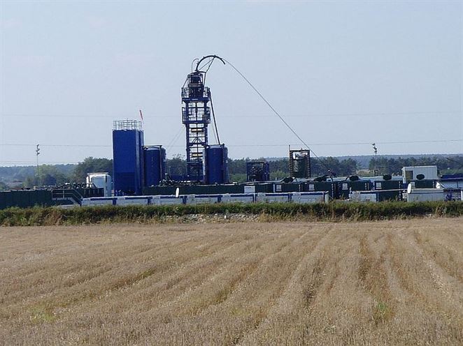  ConocoPhillips odpredáva ruské aktíva Lukoilu.