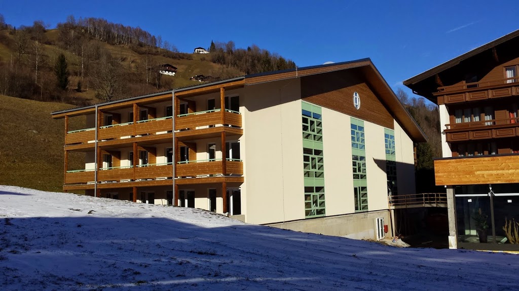 Nízkoenergetický hotel z dreva postavili Slováci v Kaprune