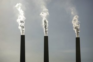 Vláda schválila emisný zákon. Rozhodnutiam sa však vyhla 