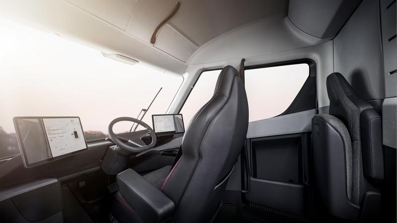 Obrazovky v Tesla Semi sú rovnaké ako v Modeli 3